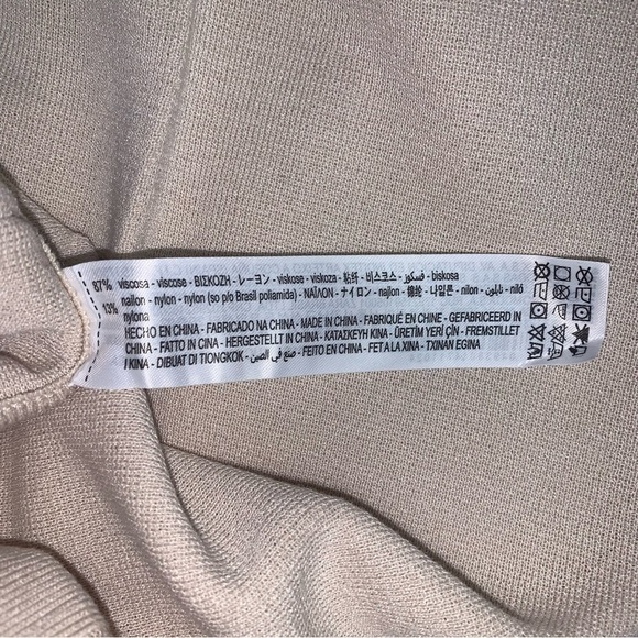 Zara Knit Shorts Women’s Size Small Neutral Beige Nude Long High Waisted Stretch - Picture 10 of 10